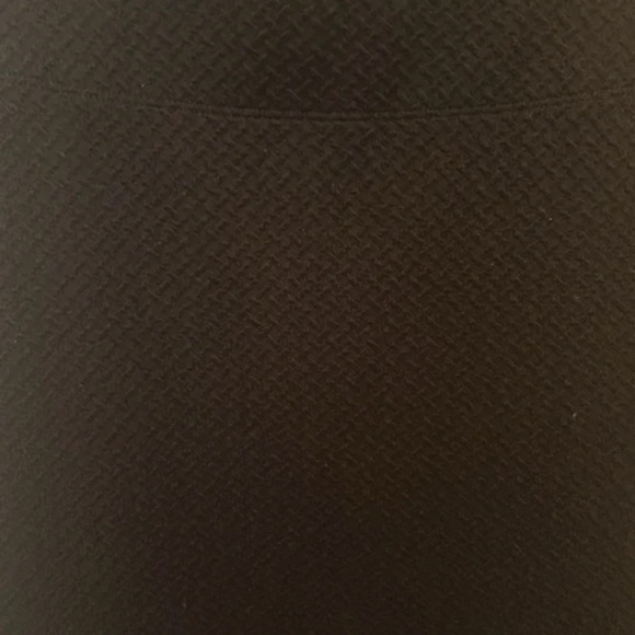 Black Pencil Skirt, XS Banana Republic - waffle weave texture - Picture 7 of 8